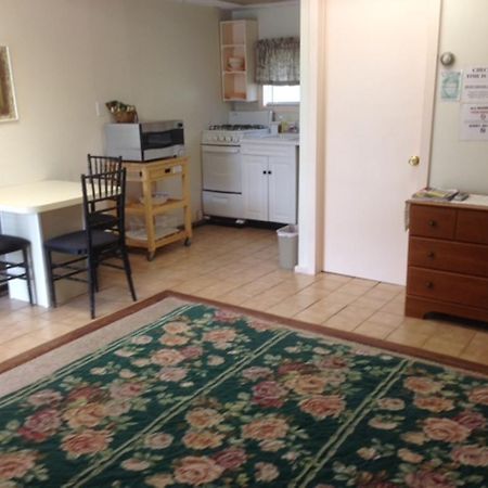 Fosterdale Motor Lodge Cochecton Bagian luar foto